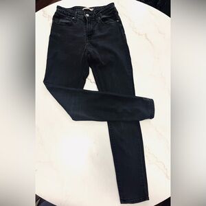 Levi’s Highrise Skinny size 27 black